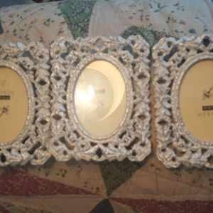 SET OF THREE SILVER 2.5X3.5 DISTRESSED LOOK FRAMES